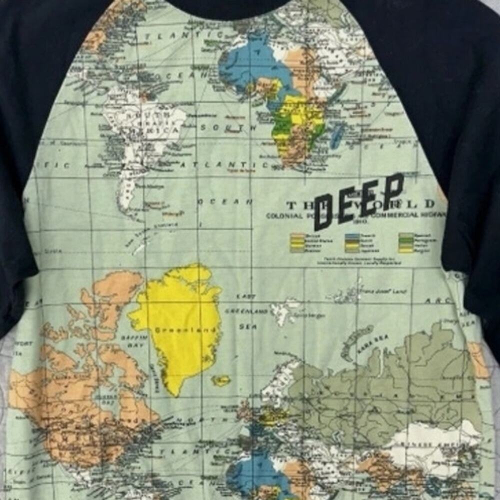 10 deep 3/4 sleeve World Map T shirt